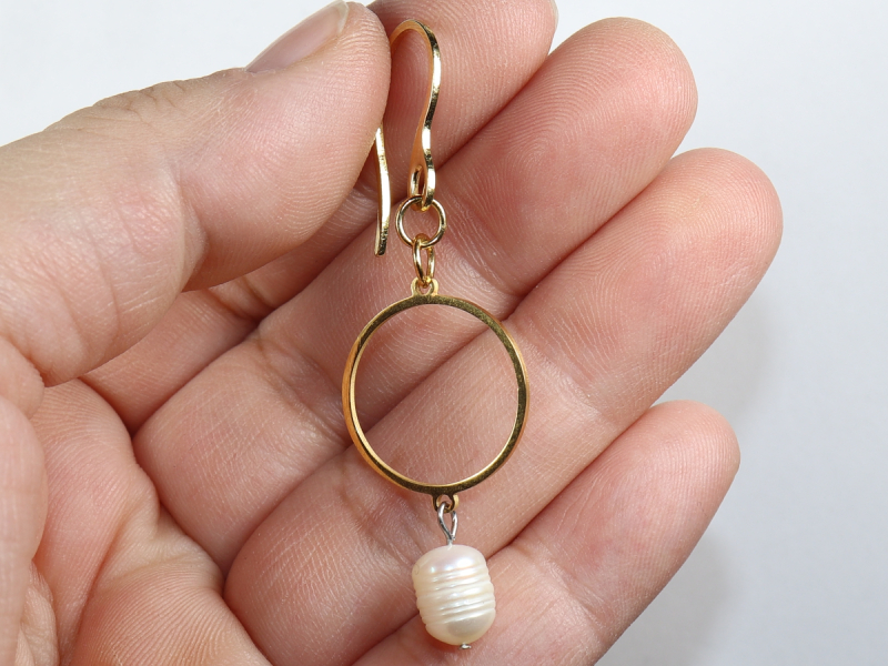 Süßwasserperle, Ring und Edelstahl (Ohrringe)