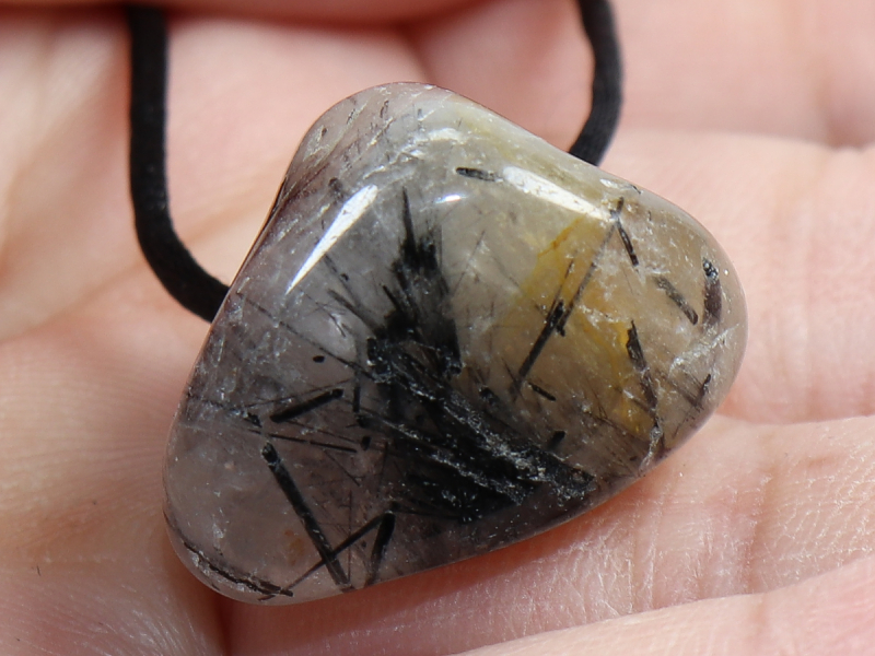 Turmalinquarz mit Band oder Silber 925