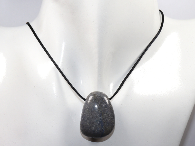 Blauquarz mit Band oder Silber 925
