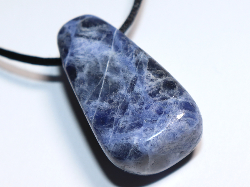 Sodalith mit Band oder Silber 925