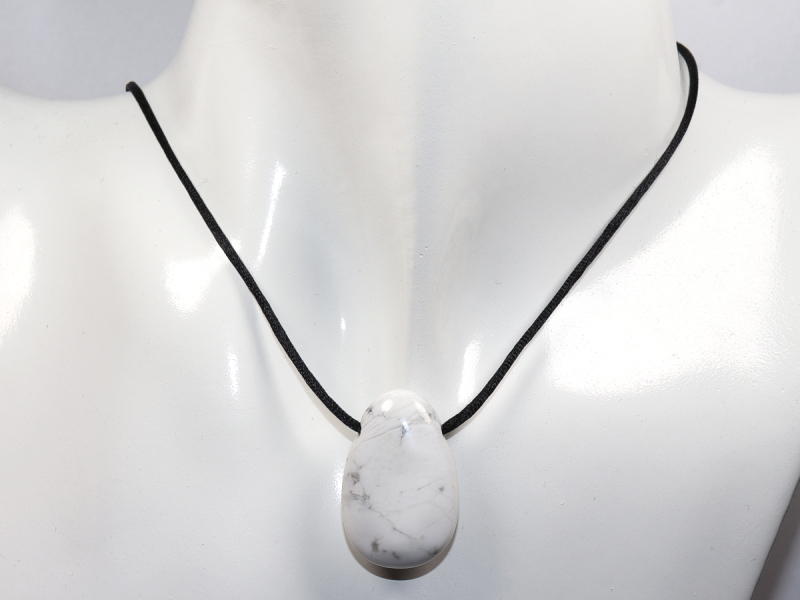 magnesite with cord or silver 925