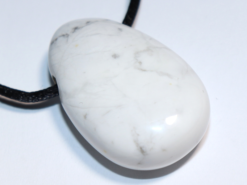 magnesite with cord or silver 925