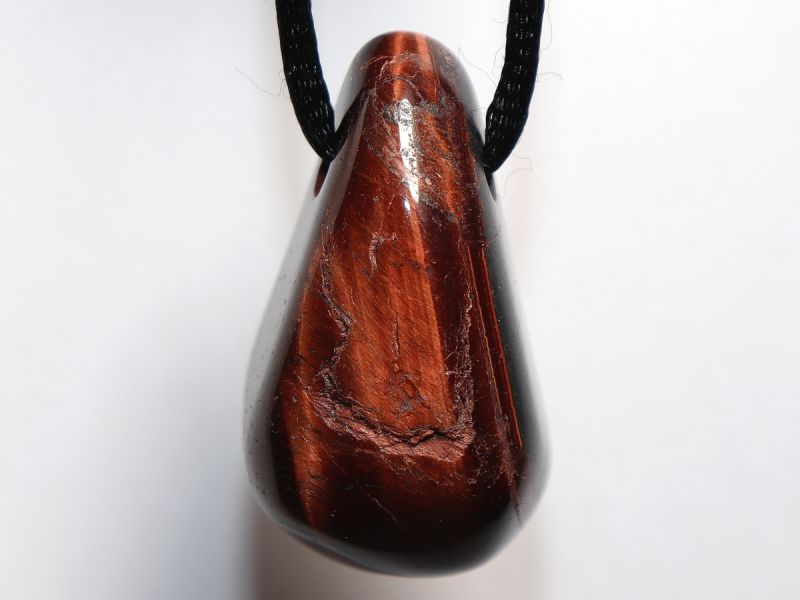 rotes Tigerauge mit Band oder Silber 925