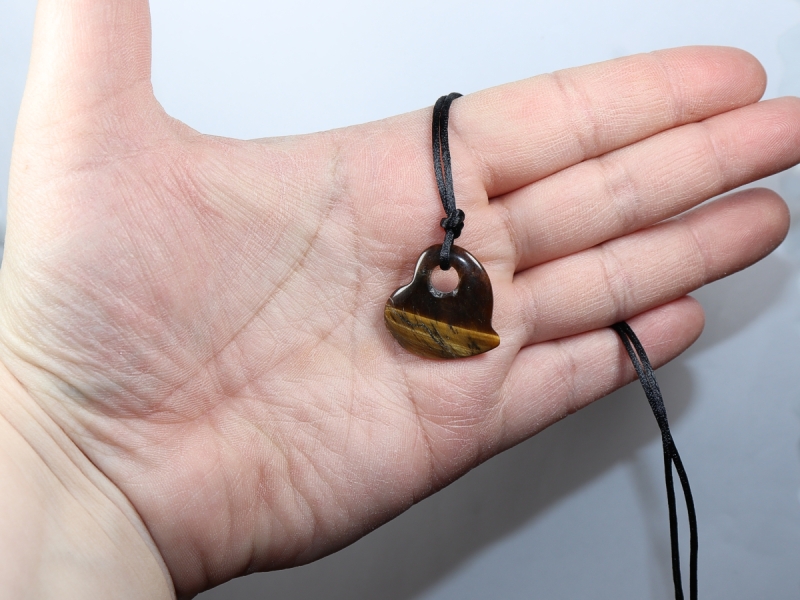 tiger's eye with cord