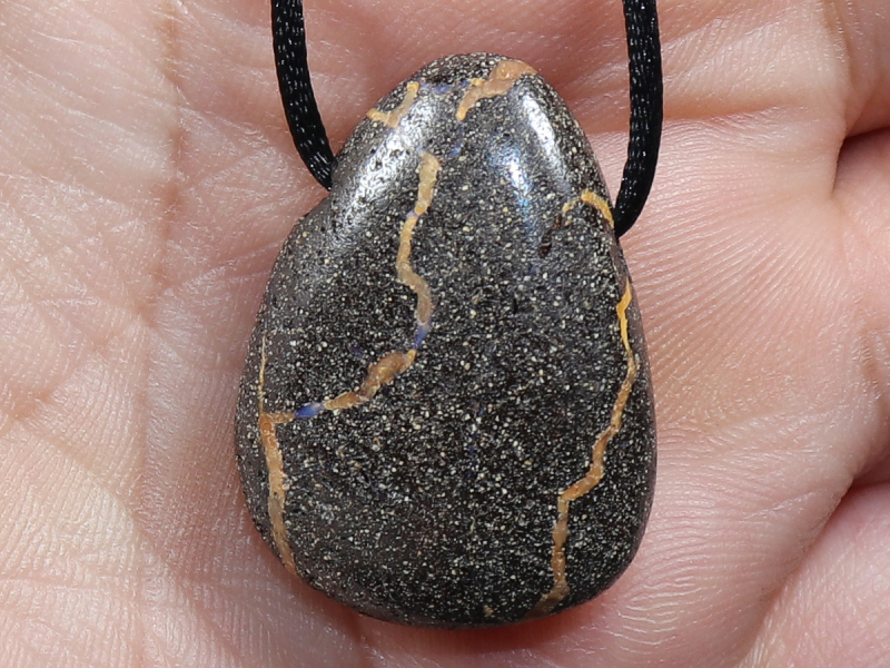 Boulder opal with cord or silver 925