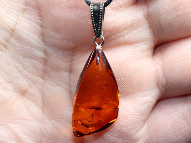 amber with cord or silver 925