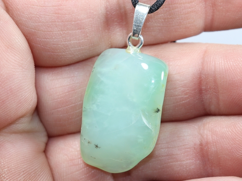 chrysoprase with cord or silver 925
