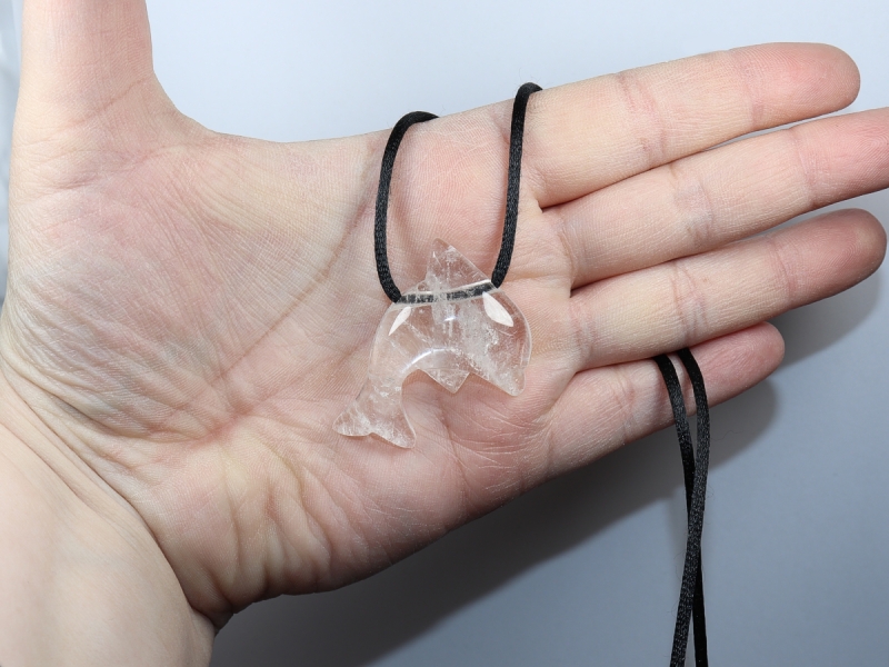 rock crystal with cord or silver 925