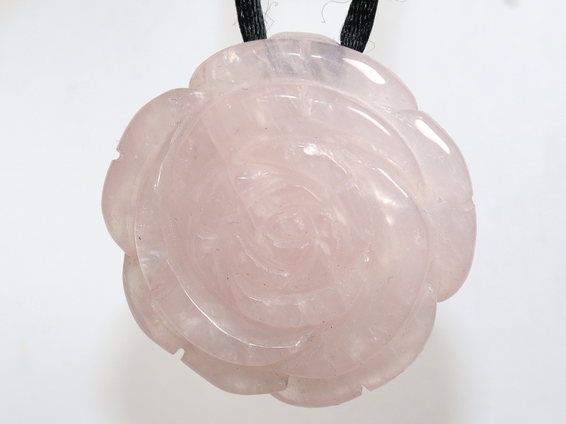 rose quartz with cord or silver 925
