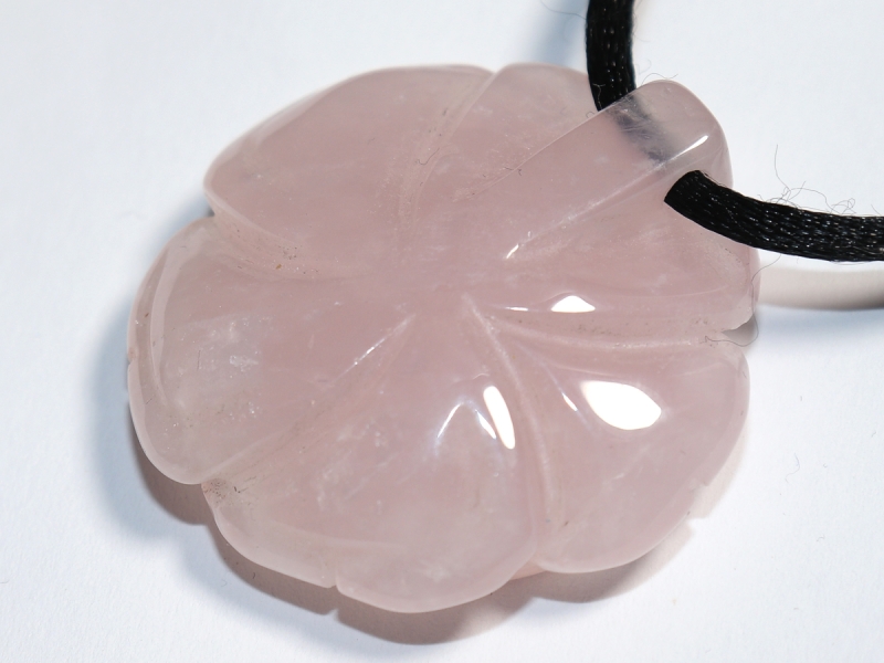 rose quartz with cord or silver 925