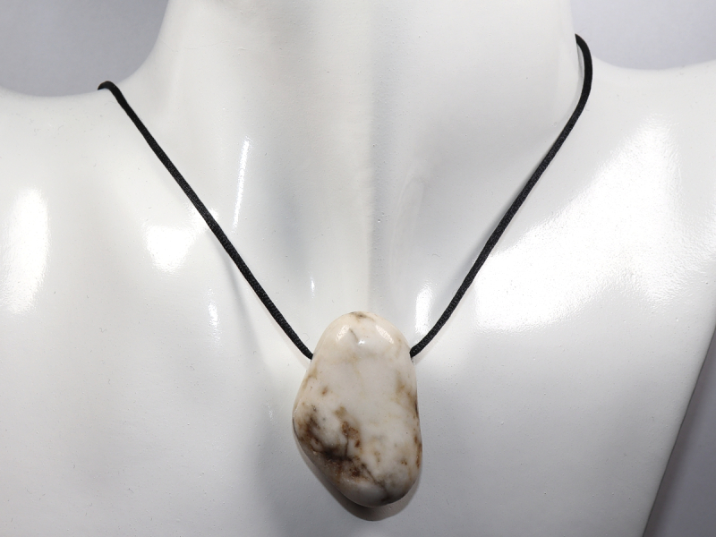 howlite with cord or silver 925