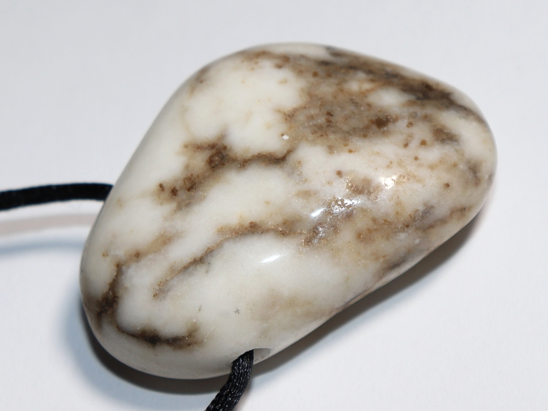 howlite with cord or silver 925