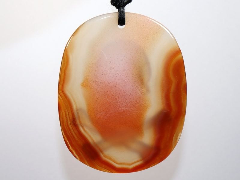 agate with cord