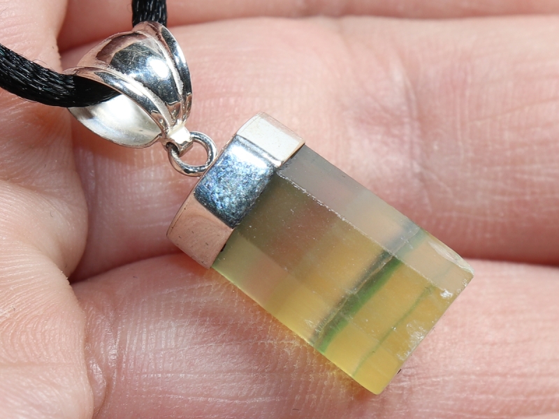 Fluorit mit Band oder Silber 925