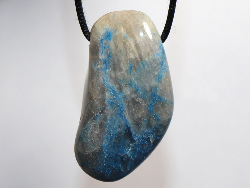 Chrysokoll in Quarz mit Band oder Silber 925