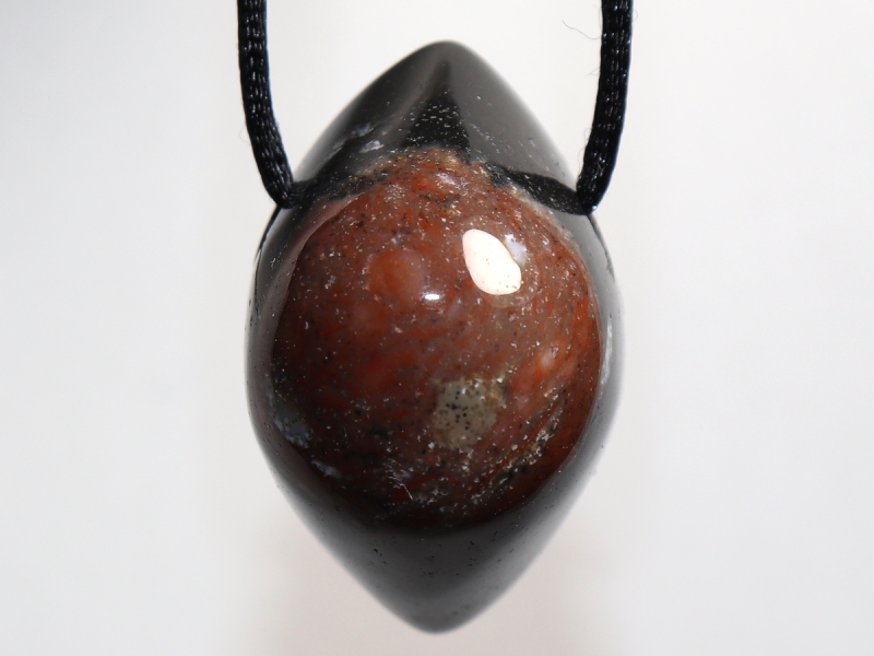 eye agate (sardonyx) with cord or silver 925