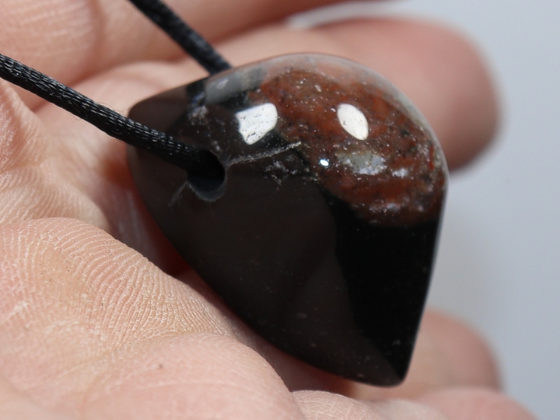 eye agate (sardonyx) with cord or silver 925