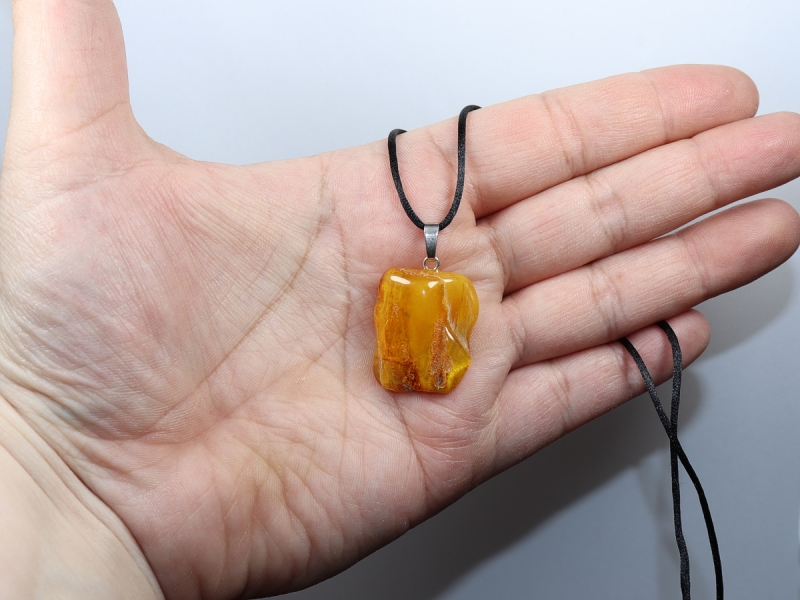 amber with cord or silver 925