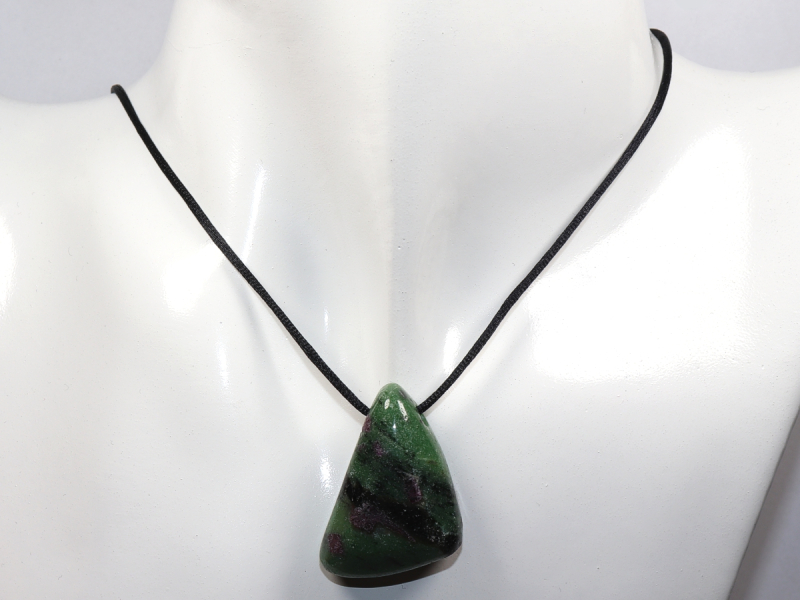 ruby in zoisite with cord or silver 925