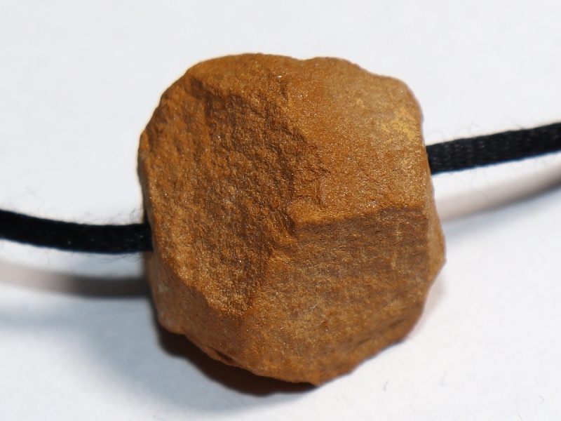 gelber Jaspis mit Band oder Silber 925