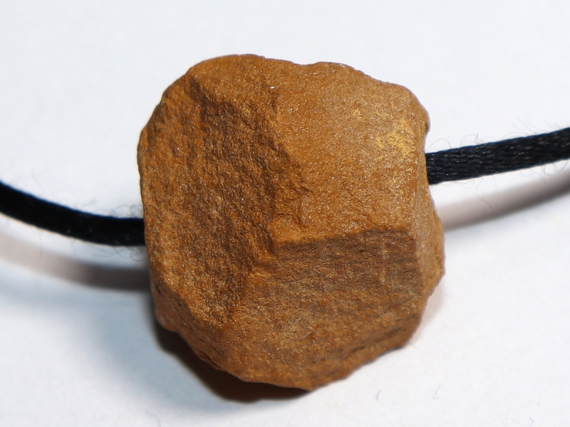 gelber Jaspis mit Band oder Silber 925