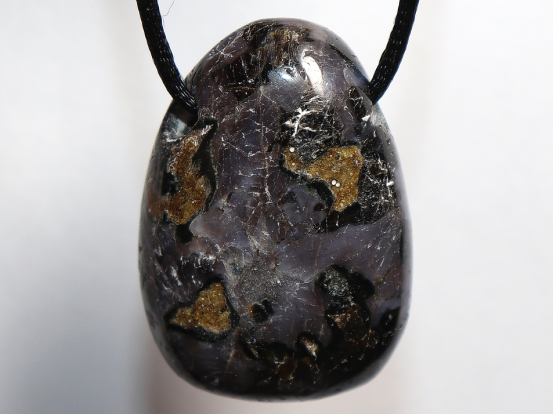gabbro with cord or silver 925