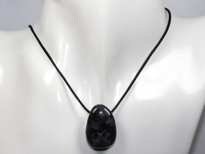 gabbro with cord or silver 925