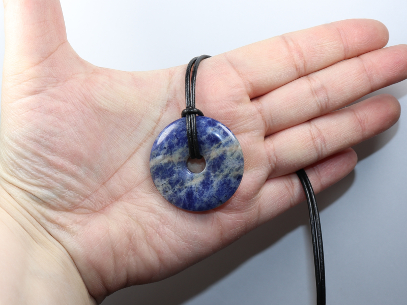 sodalite with cord