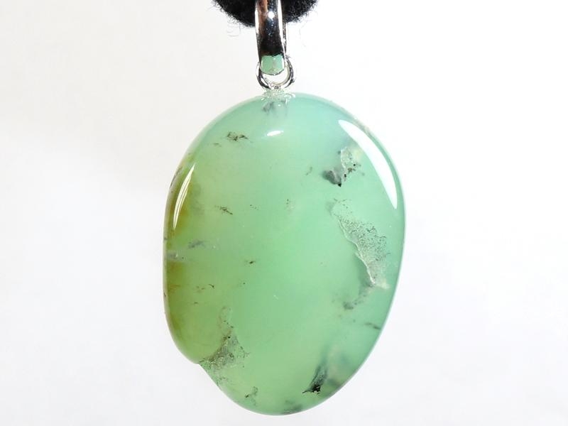 Chrysoprase on cord