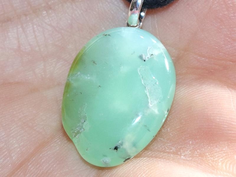 Chrysoprase on cord