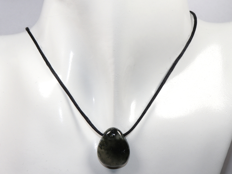 Aktinolithquarz mit Band oder Silber 925