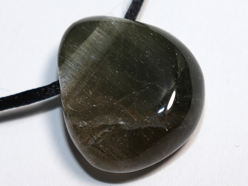 Aktinolithquarz mit Band oder Silber 925