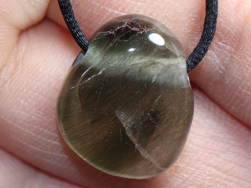 Aktinolithquarz mit Band oder Silber 925