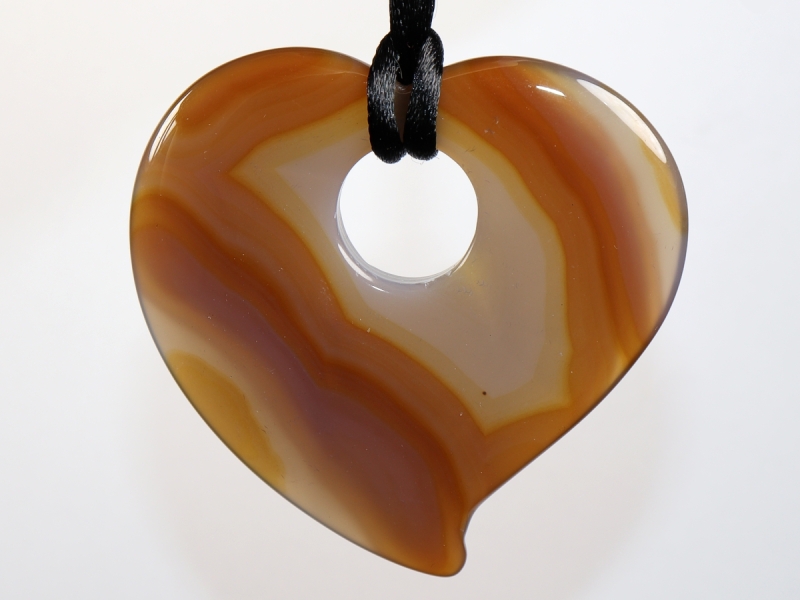 agate with cord
