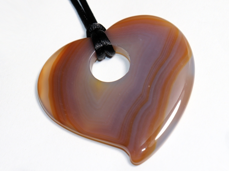 agate with cord