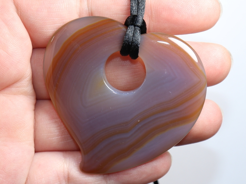 agate with cord