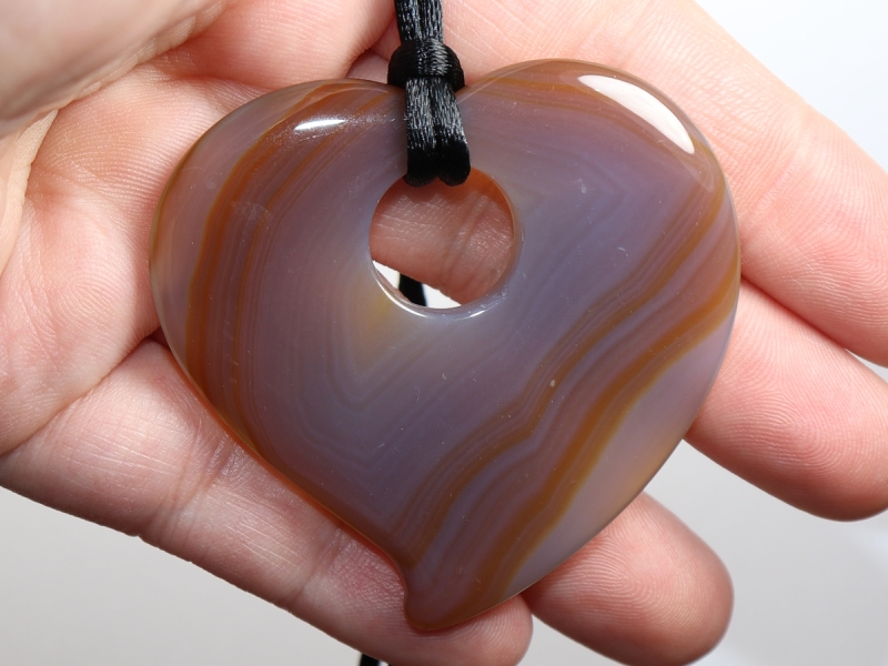 agate with cord