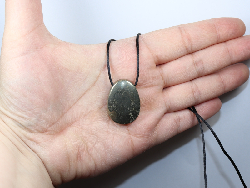 Pyrit mit Band oder Silber 925