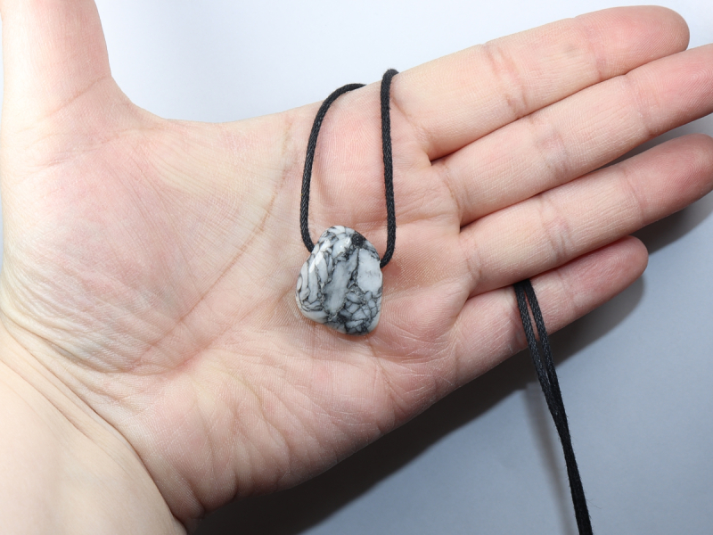 pinolite with cord or silver 925