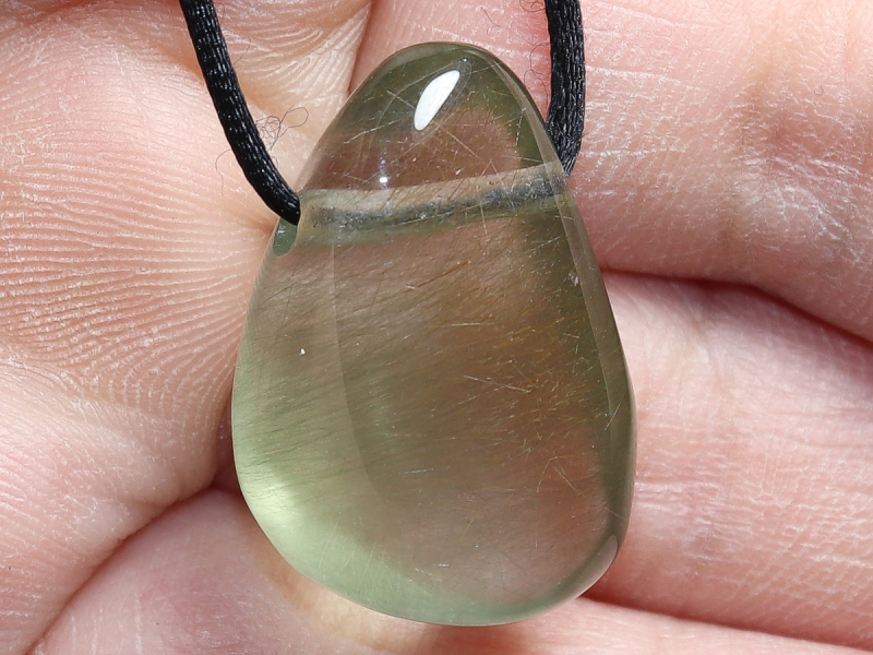 actinolite quartz with cord or silver 925