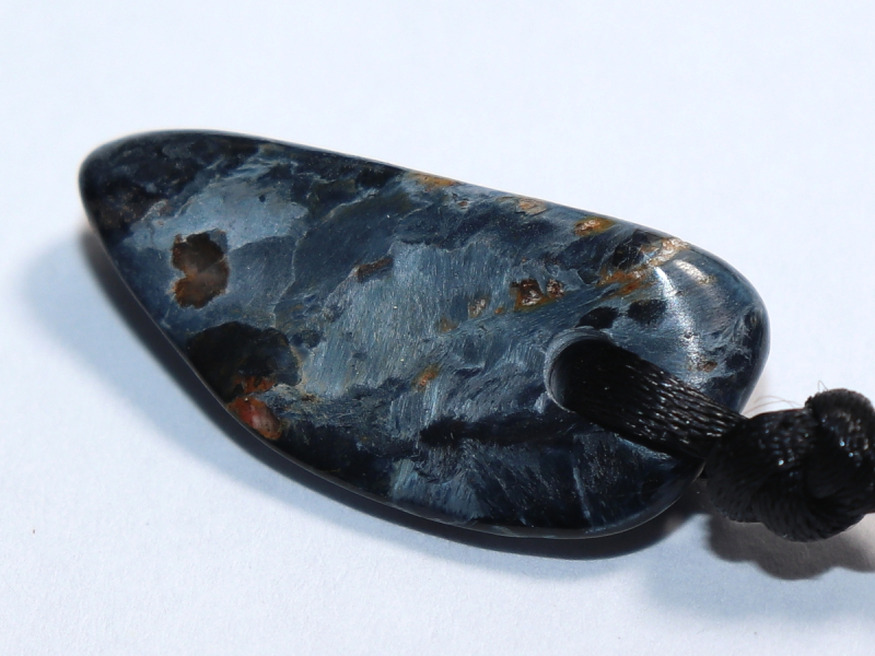 pietersite with cord