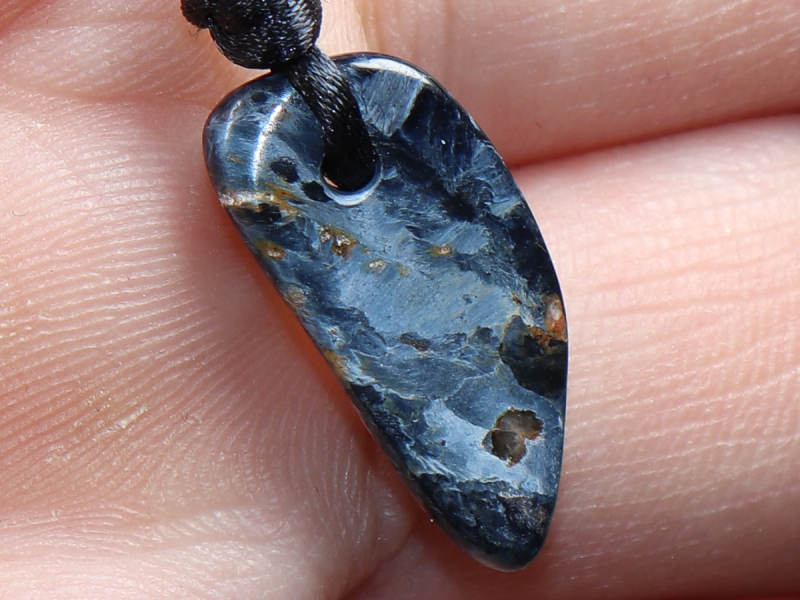 pietersite with cord