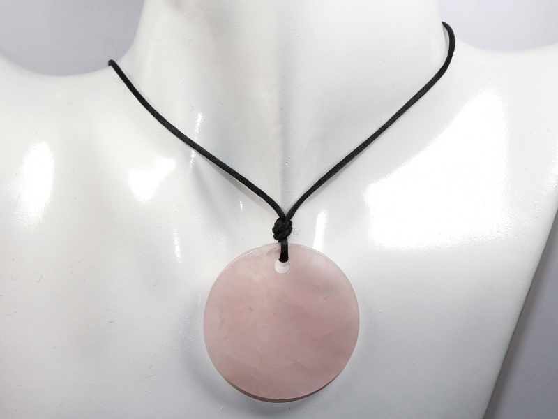 rose quartz with cord