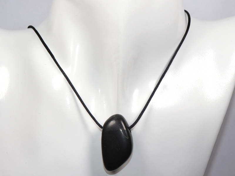 shungite with cord or silver 925