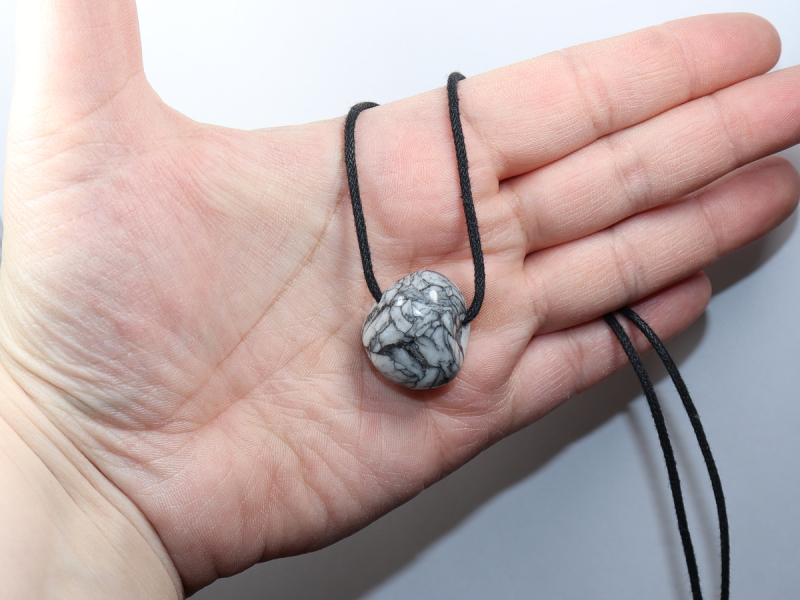 pinolite with cord or silver 925