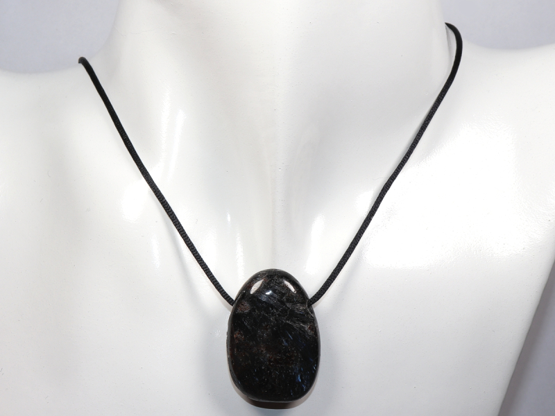 anthophyllite with cord or silver 925