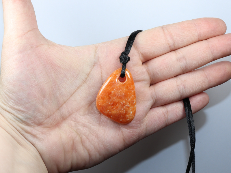fire calcite with cord