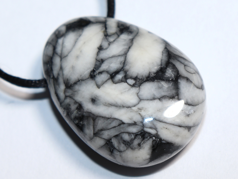 pinolite with cord or silver 925
