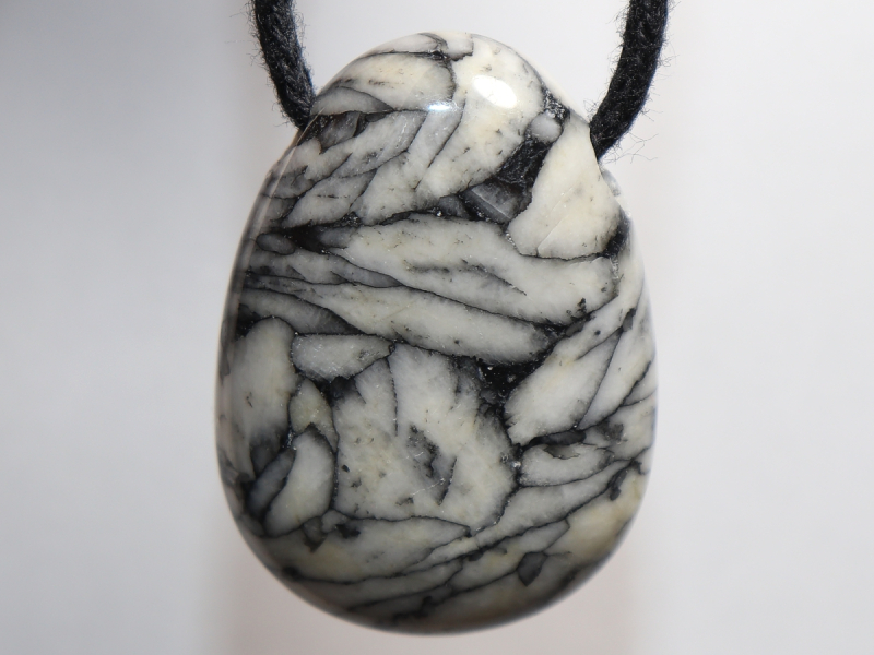 Pinolith mit Band oder Silber 925