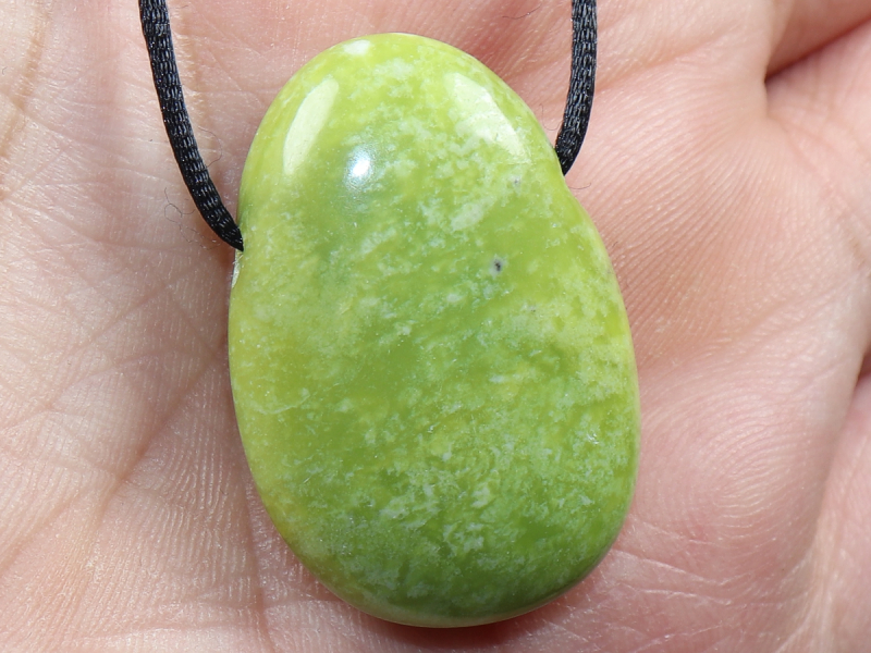 Chrysopras mit Band oder Silber 925